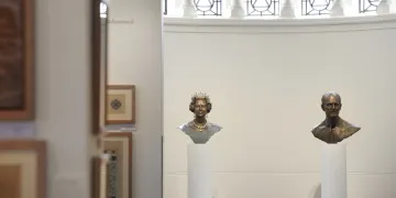 Busts of the Royal Family