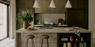 2 mulberry Square Kitchen