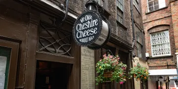Ye Olde Cheshire Cheese Pub