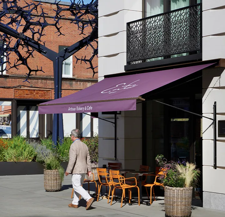 Entree Chelsea Barracks
